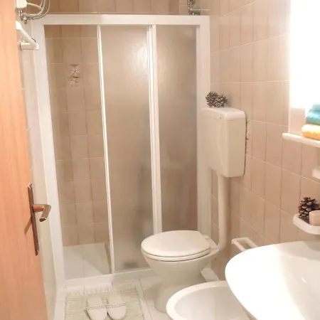Beautiful With Terrace And Swimming Pool Apartmán Bibione