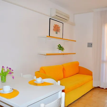 With Terrace And Swimming Pool Daire Bibione